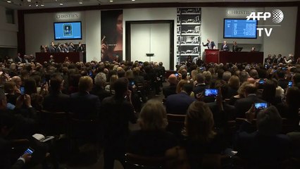 Da Vinci&#39;nin &#39;Dünyanın Kurtarıcısı&#39; adlı İsa Peygamber tablosu rekor fiyata satıldı