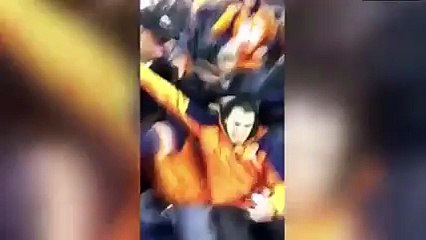 Denver Broncos - New England Patriots arasında oynanan maçta çıkan tribün kavgası ekranlara böyle yansıdı