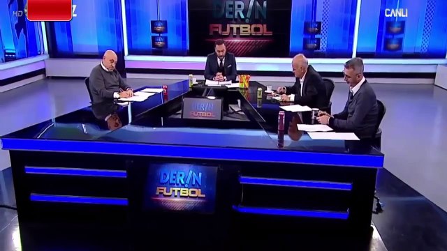 Beyaz Futbol'da Rasim Ozan Kütahyalı ile yollar ayrıldı