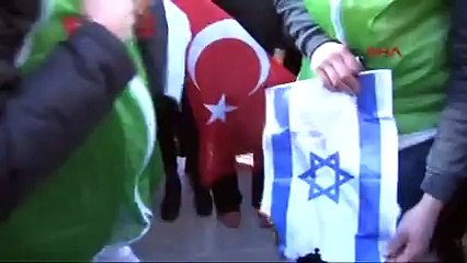 Fatih Camisi&#39;nde Kudüs protestosu