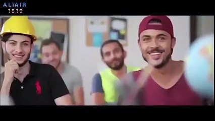 Mısırlı şarkıcıya muzlu klip nedeniyle 2 yıl hapis cezası verildi