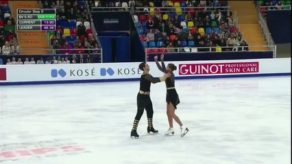 Olimpiyatlarda Türkiye&#39;yi temsil eden çiftin kıyafetleri muhafazakâr bulundu
