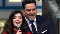 'Korktun mu?' videoları ile sosyal medyada fenomen olan Simge Barankoğlu, Beyaz Show'a katıldı