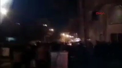 İran'da çıkan olaylarda 3 polis hayatını kaybetti