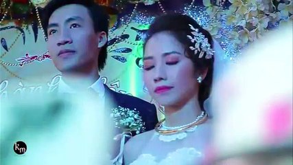 Cảm động clip người cha âm thầm dõi theo con gái về nhà chồng