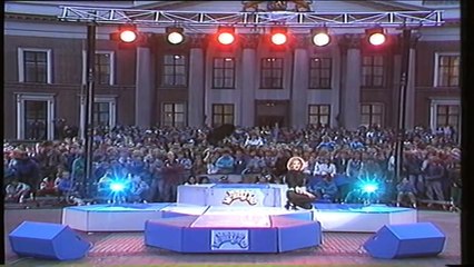 Tatjana Simic - Baby Love In TV Show Nederland Muziekland BY VERONICA INC. LTD.