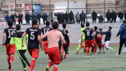 Amatör küme maçında kavga: 5 sporcu ağır darp raporu aldı