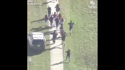 Florida'da okula silahlı saldırı