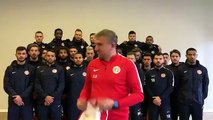 Antalyaspor Teknik Direktörü Hamza Hamzaoğlu ve futbolculardan Zeytin Dalı Harekâtı'na destek