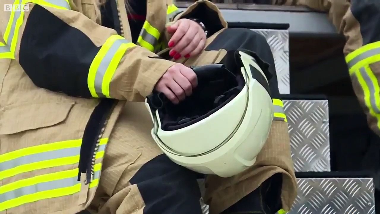 İtfaiyeci Hülya Ercan: Erkeklerle aynı unvanı taşıyor, aynı işi yapıyoruz