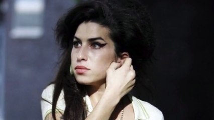 Amy Winehouse'un ünlü olmadan önce kaydettiği şarkı ortaya çıktı
