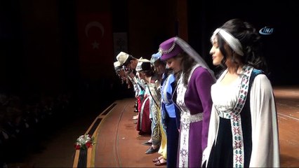 Kahramanmaraş’ta yöresel kıyafetler defilesi