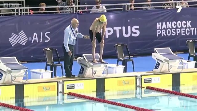 İkinci Dünya Savaşı sırasında yüzmeyi bırakan George Corones 99 yaşında dünya rekoru kırdı