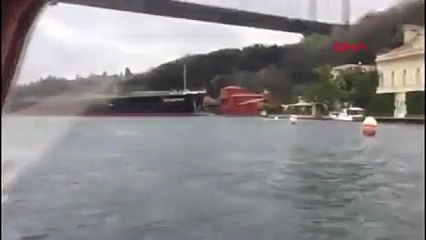 Gemi, Hekimbaşı Salih Efendi Yalısı&#39;na böyle çarptı