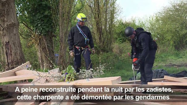 NDDL: les gendarmes détruisent, les zadistes reconstruisent