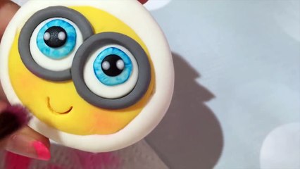 MODELAGE PATE A SUCRE - modeling fondant - MINION HELLO KITTY •♡