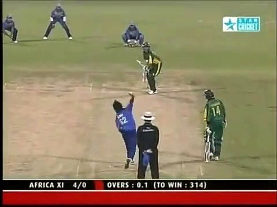 |Muhammad Asif Bowled Ab De Villiers|  AB-DEVILLIERS---NOT-USING-Bat