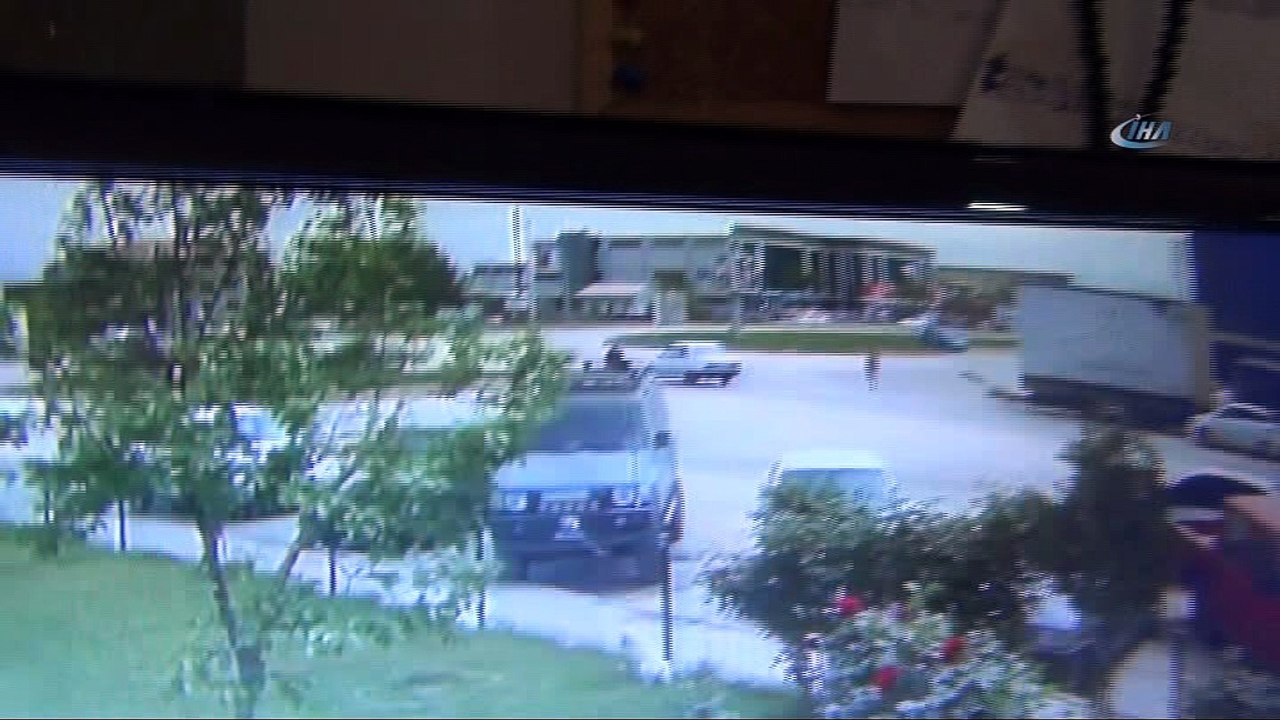 Engelli genç bir günde hem otobüs hem otomobil hem de bisiklet çaldı... O o anlar kamerada