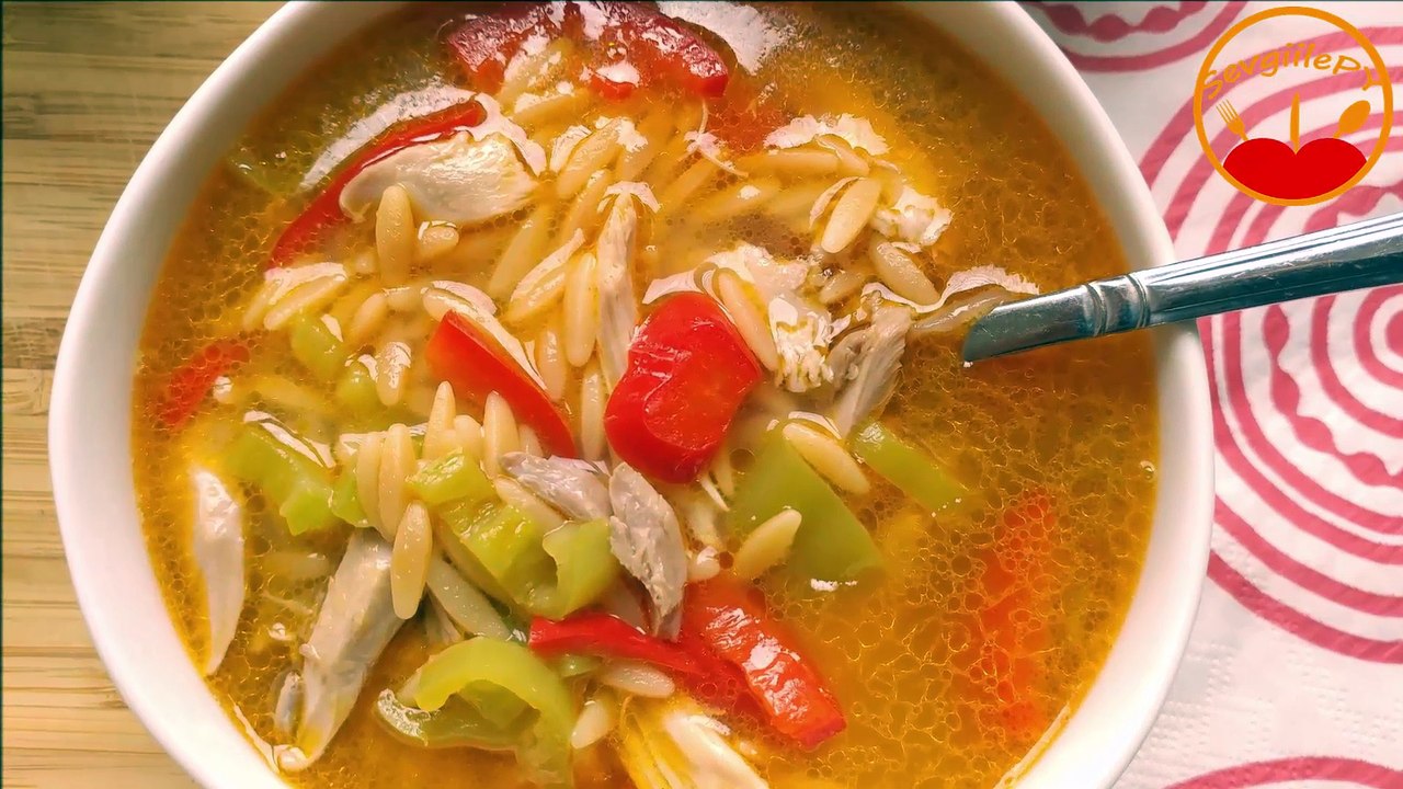 Şehriyeli Tavuk Çorba Tarifi Nasıl Yapılır ? - Çorba Tarifleri - SevgiilePY