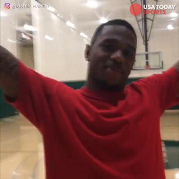 'Long Snap Challenge' meets basketball