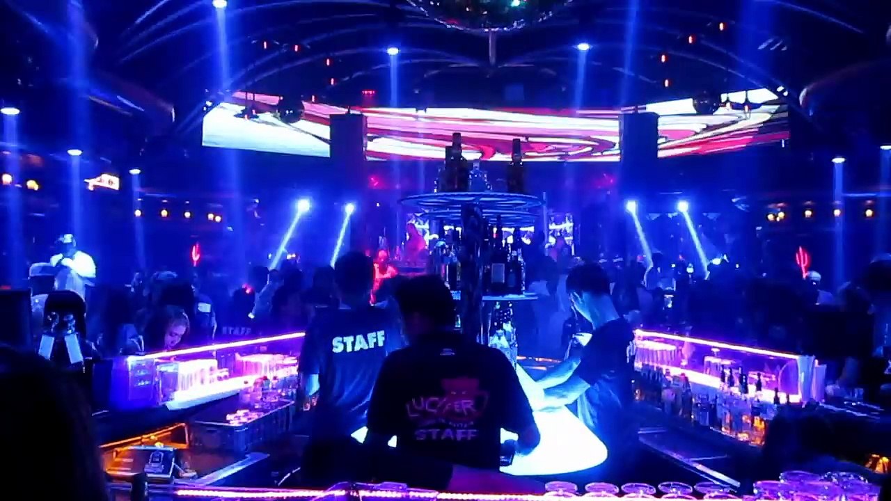 Pattaya Nightlife After Midnight  Bar Girls  Trouble Vlog 2017