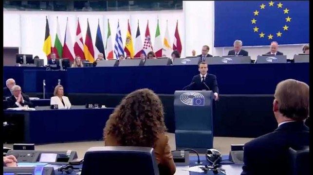 Le vibrant discours de Macron pour raviver l'Europe des peuples