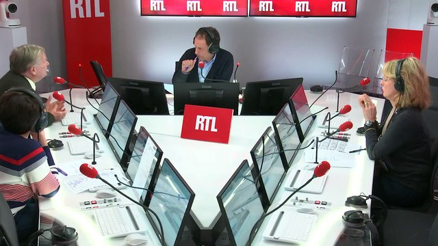 Emmanuel Macron avait visiblement très envie d'un match-exhibition , dit Alain Duhamel