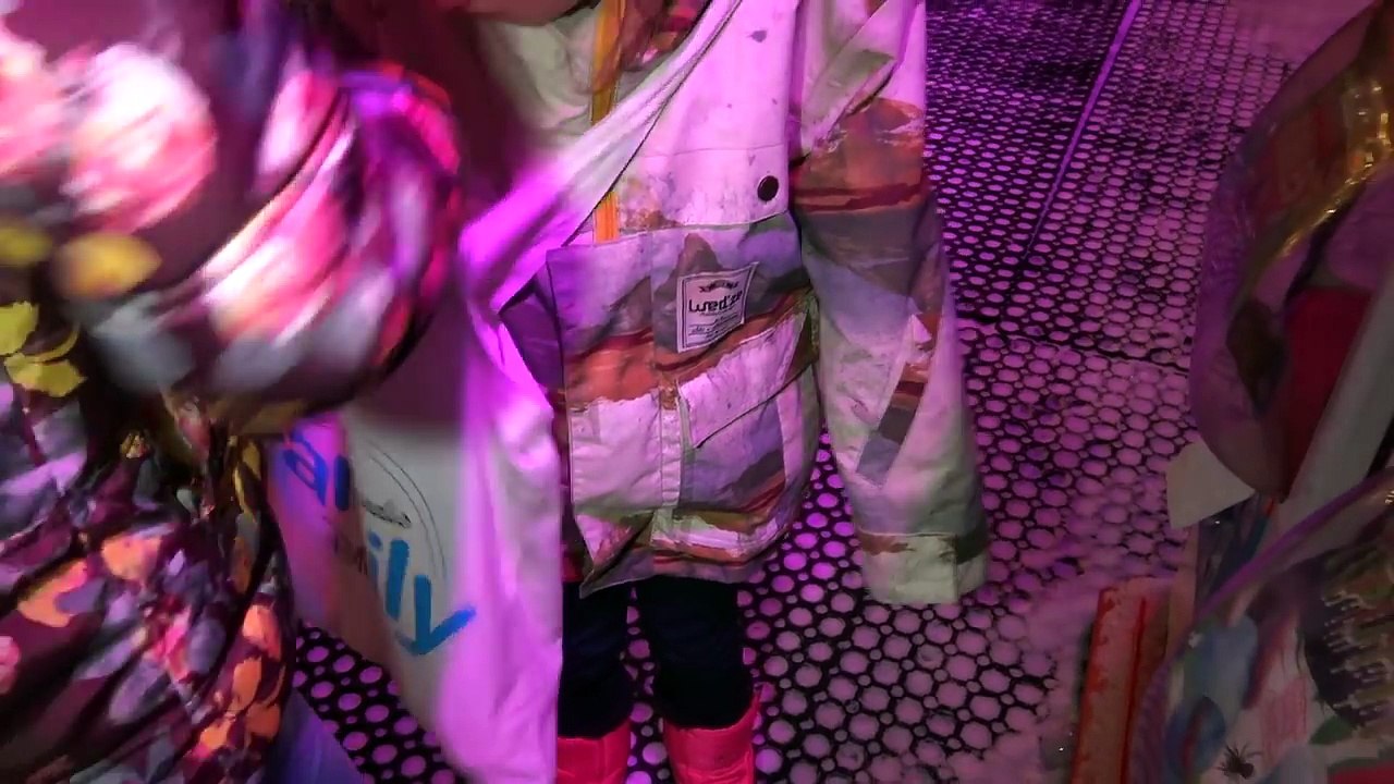 COURSE AUX SURPRISES 2018 dans la Station de Ski • Studio Bubble Tea Les Ménuires