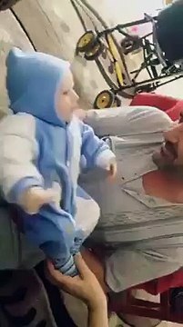 Pse mor zot pseeeee pse na vrave shpirtin kaq shume Dy djemt e shpis tone l