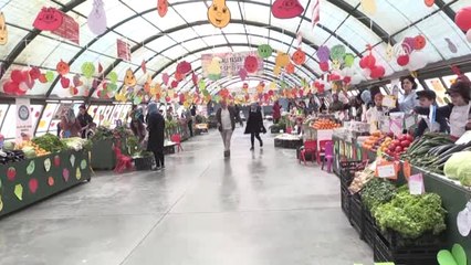 Küçük Pazarcılar" Tezgah Açtı