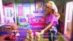 Juguetes de Barbie en español para niñas - Jugando con muñecas en el SUPERMERCADO DE BARBIE