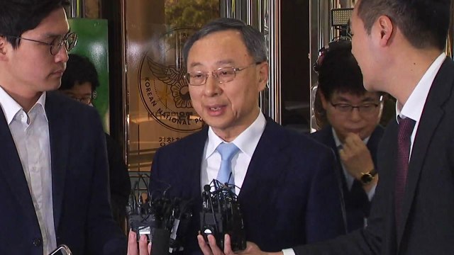 '불법 정치자금 후원' 황창규 KT 회장 경찰 출석 / YTN