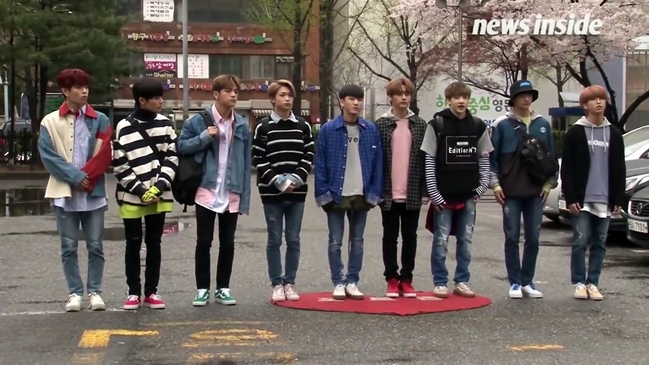 [06.04.18] Wywiad ze Stray Kids przed Music Bank