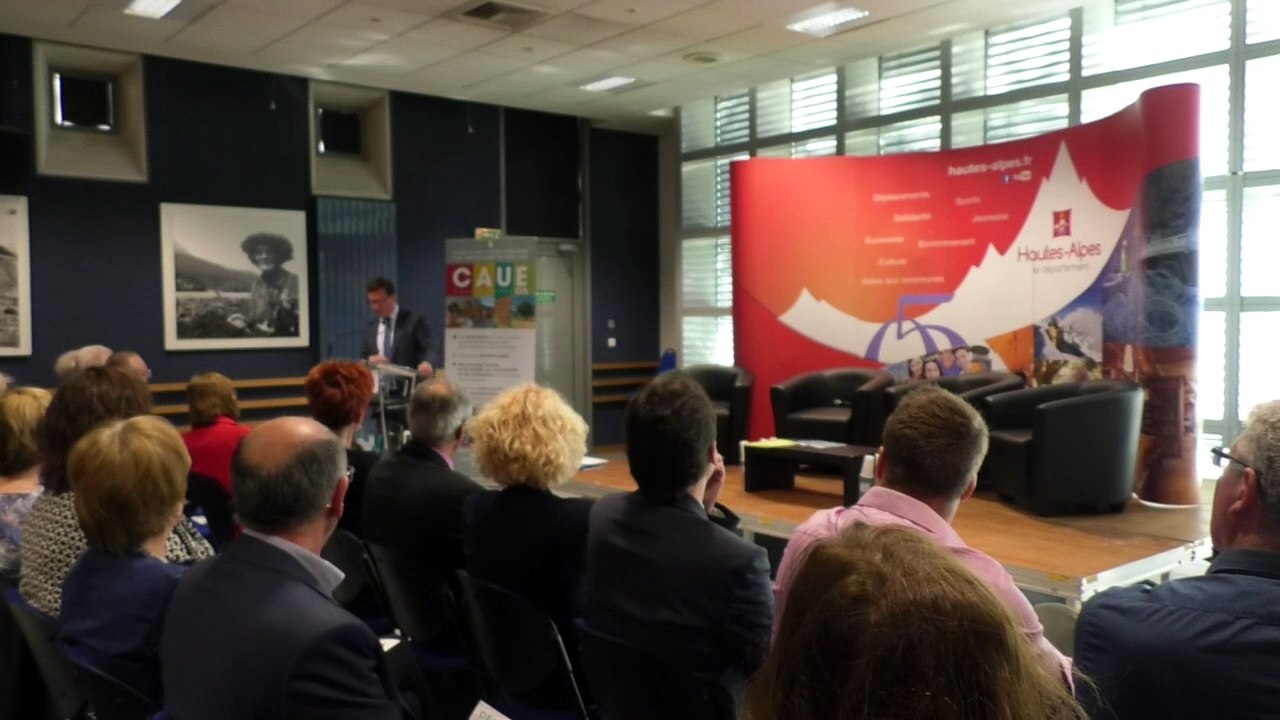 Les élus et professionnels cherchent à revitaliser les centres-bourgs