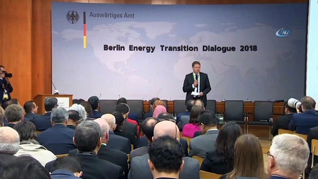 - Enerji Bakanı Albayrak, Enerji Dönüşüm Diyaloğu Konferansı’nda Konuştu- Enerji Ve Tabii Kaynaklar Bakanı Berat Albayrak :- “yenilenebilir Enerji Kaynaklarının Yeni Yüzyıla Adaptesi Ve Teknolojik Anlamda Gelişimi Noktasında Da Katk...