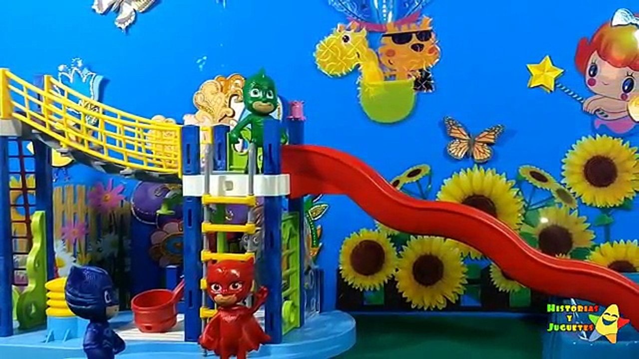 Super aventura Pj Mask en el parque de Playmobil patrulla canina al rescate