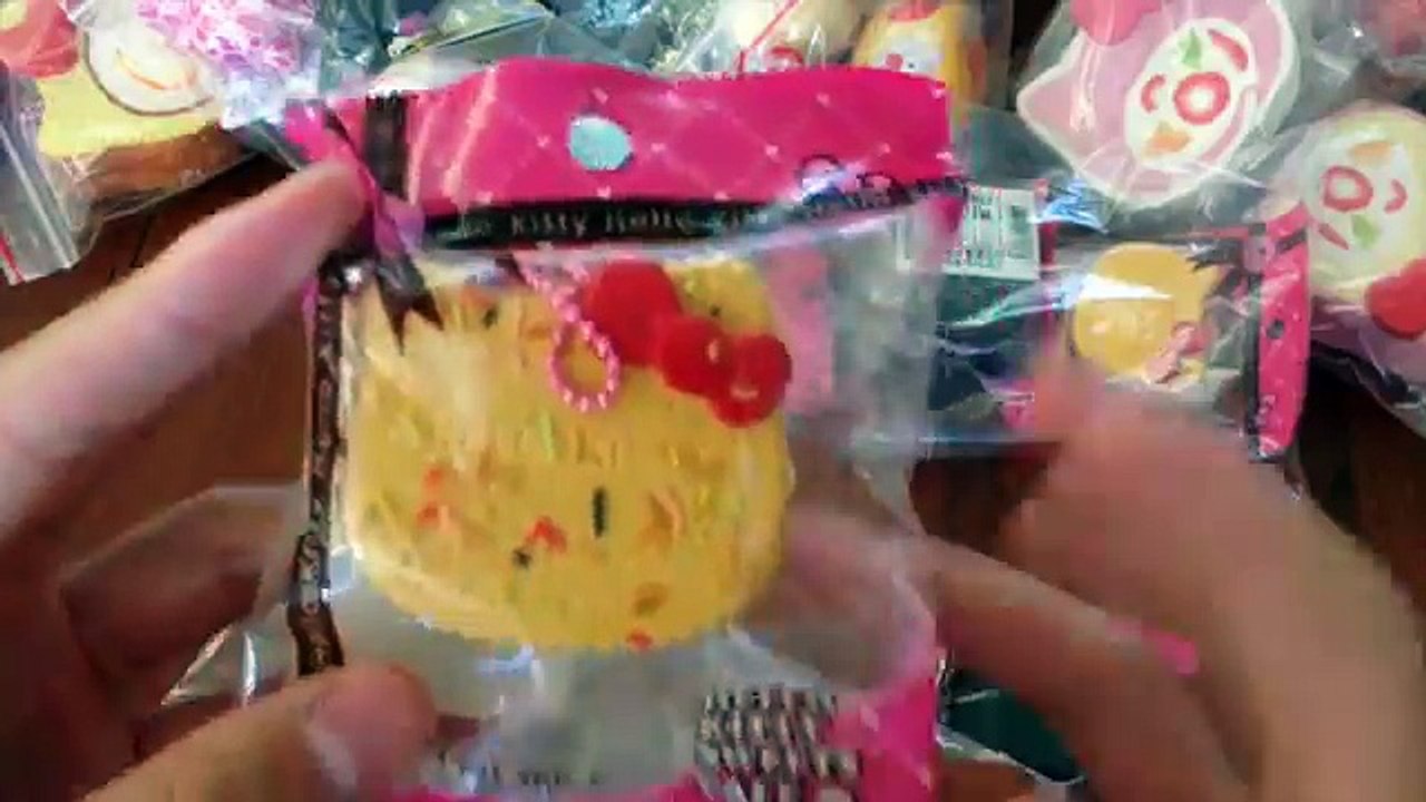Squishy Collection: HELLO KITTY!