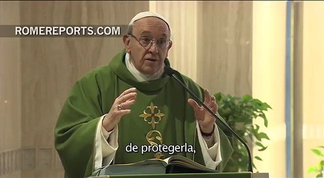 Francisco en Santa Marta: Tenemos el ADN de hijos de Dios