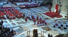 Francisco preside la ceremonia de la Pasión de Cristo en Viernes Santo