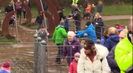 HUNDREDS gather to raise awareness for Autism