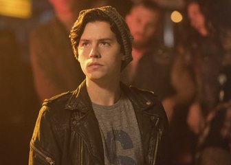 "Riverdale" Season 2 Episode 18 - 2x18 Premiere