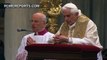 Benedicto XVI invita a rezar en febrero por las madres emigrantes y las víctimas de la guerra