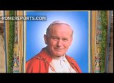 Museo de las cartas de amor expone cientos de cartas escritas a Juan Pablo II