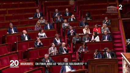 Migrants : en finir avec le "délit de solidarité" ?