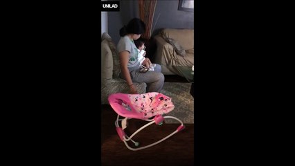 Cette maman est tellement fatiguée qu'elle berce un berceau vide... ahaha