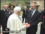 El Papa visita las Fosas Ardeatinas: 