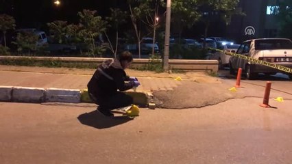 Hastane Önünde Bacanakların Kavgasına Yakınları Karıştı: 5 Yaralı