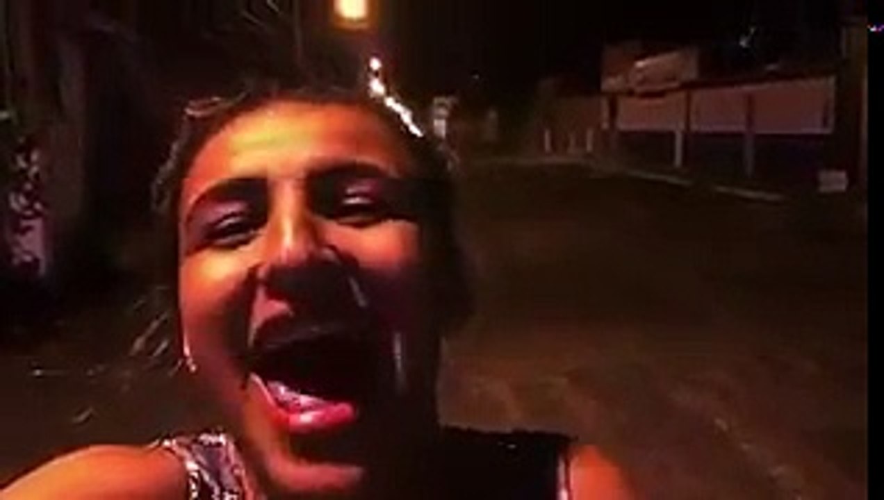 Mulher está gravando vídeo "O Brasil que eu quero" e veja o que acontece durante a gravação!