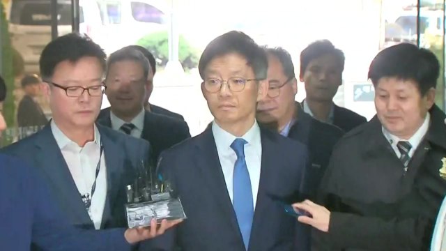 안태근 전 검사장, 영장 심사 출석...구속 여부 밤늦게 결정 / YTN