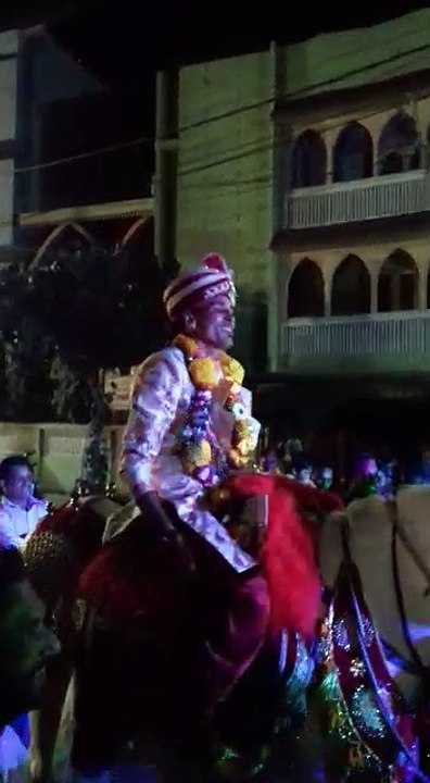 Funny meerige dance